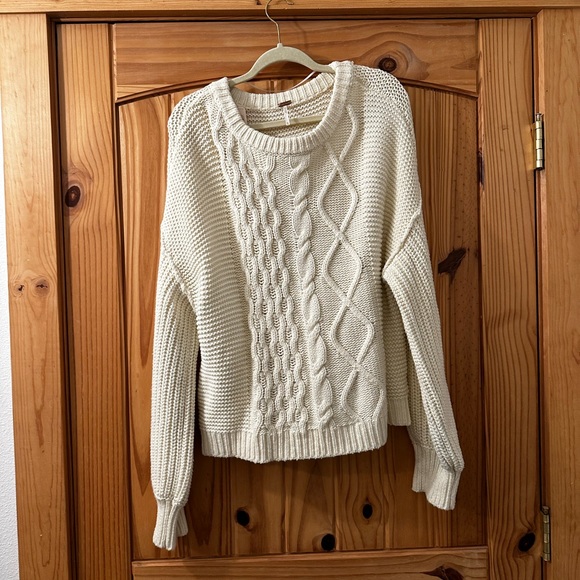 Free People Other - Free people chunky knit sweater